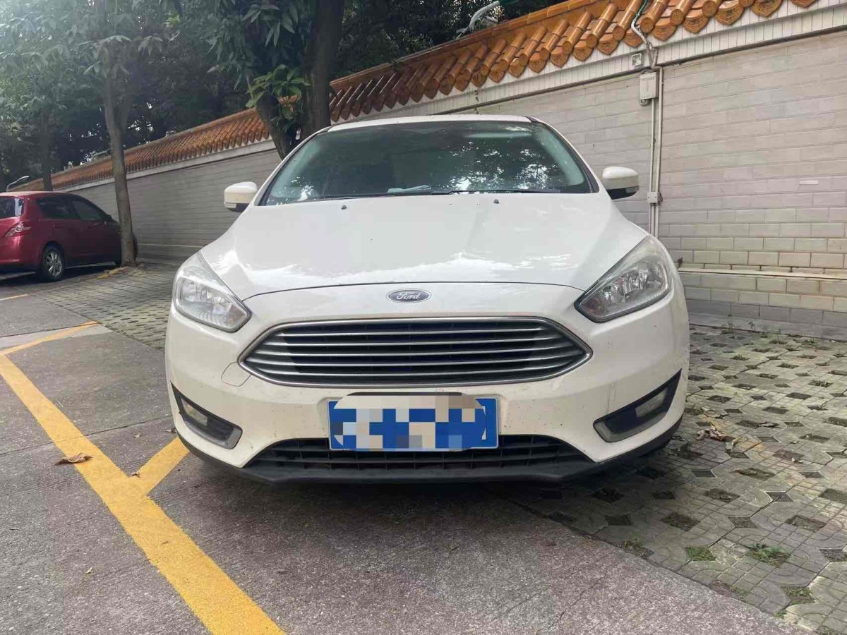 福特 ?？怂? 2015款 三廂 EcoBoost 180 自動(dòng)精英型圖片