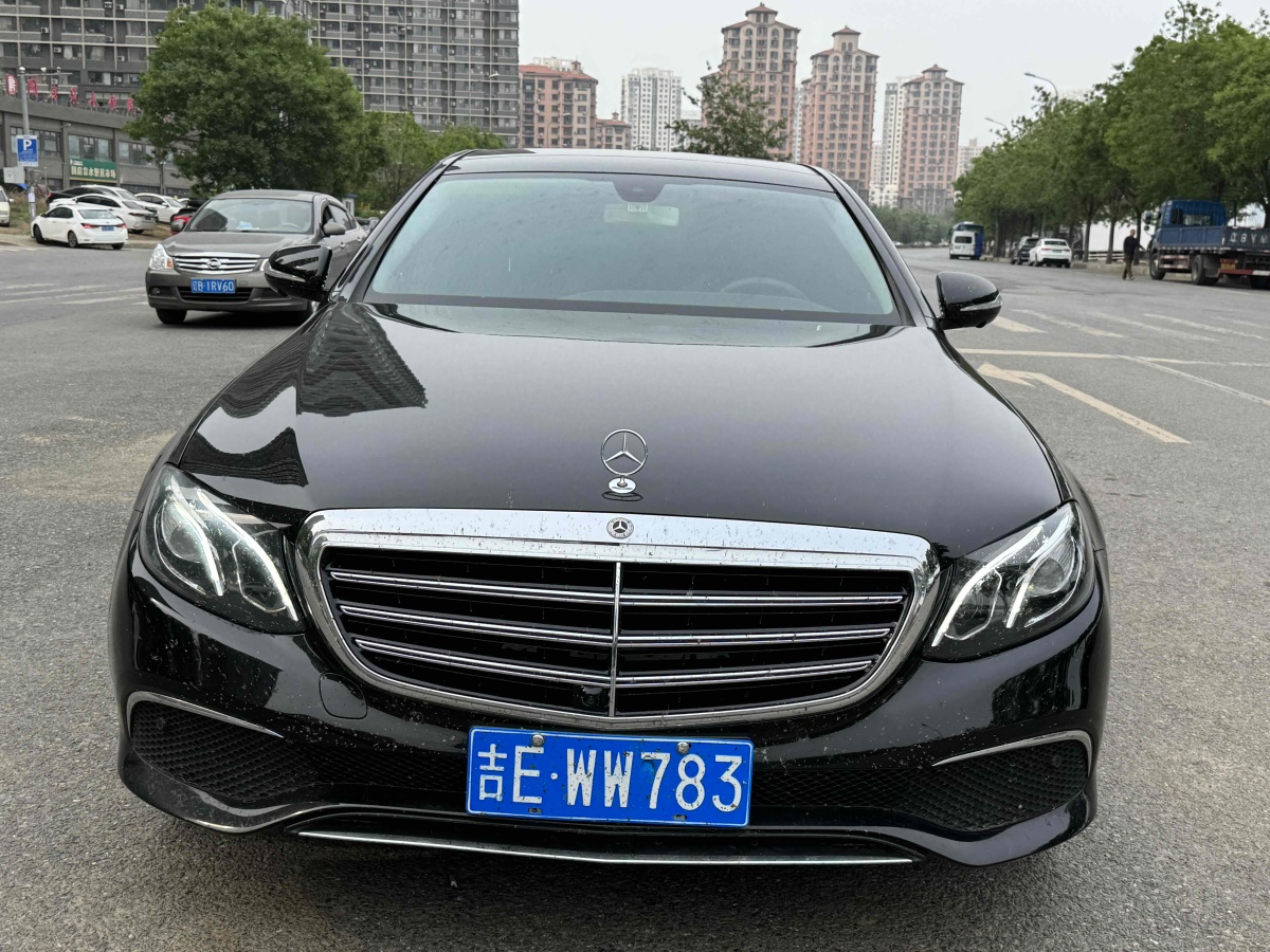 奔馳 奔馳E級  2019款 改款 E 300 L 豪華型圖片