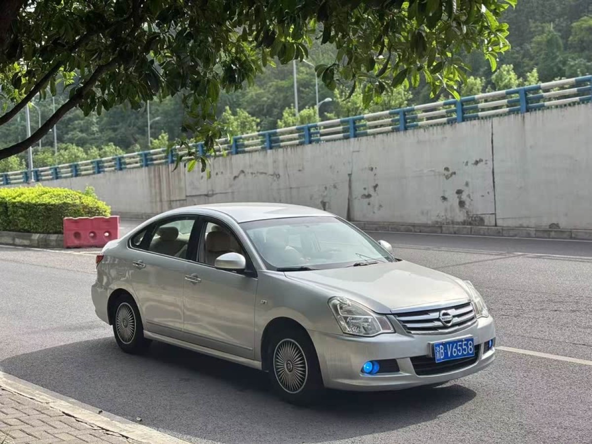 日產(chǎn) 軒逸  2012款 經(jīng)典 1.6XE 自動舒適版圖片