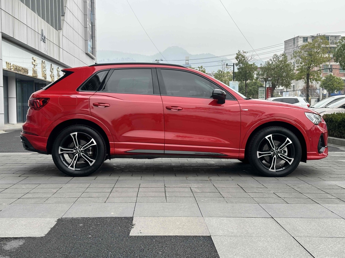 奧迪 奧迪Q3  2023款 40 TFSI 時尚動感型圖片