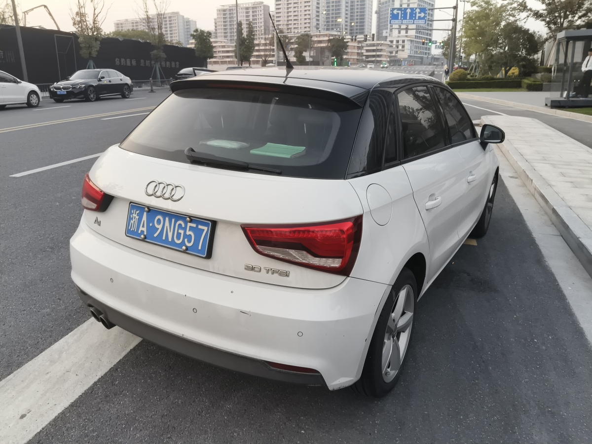 奧迪 奧迪A1  2016款 30 TFSI Sportback Design風(fēng)尚版圖片