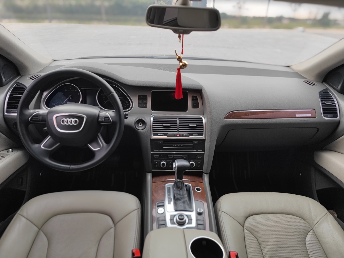 奧迪 奧迪Q7  2013款 35 TFSI 進取型圖片