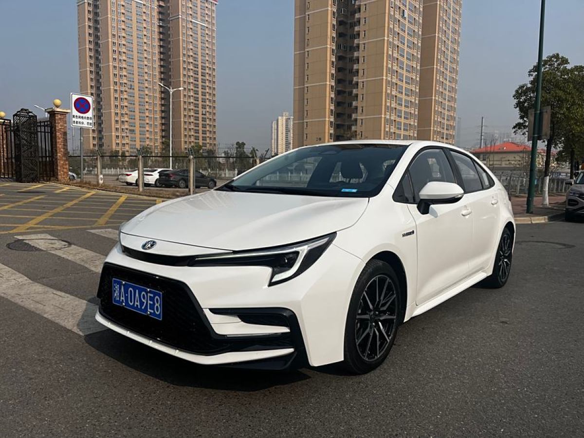 豐田 雷凌  2023款 智能電混雙擎 1.8L 豪華版圖片