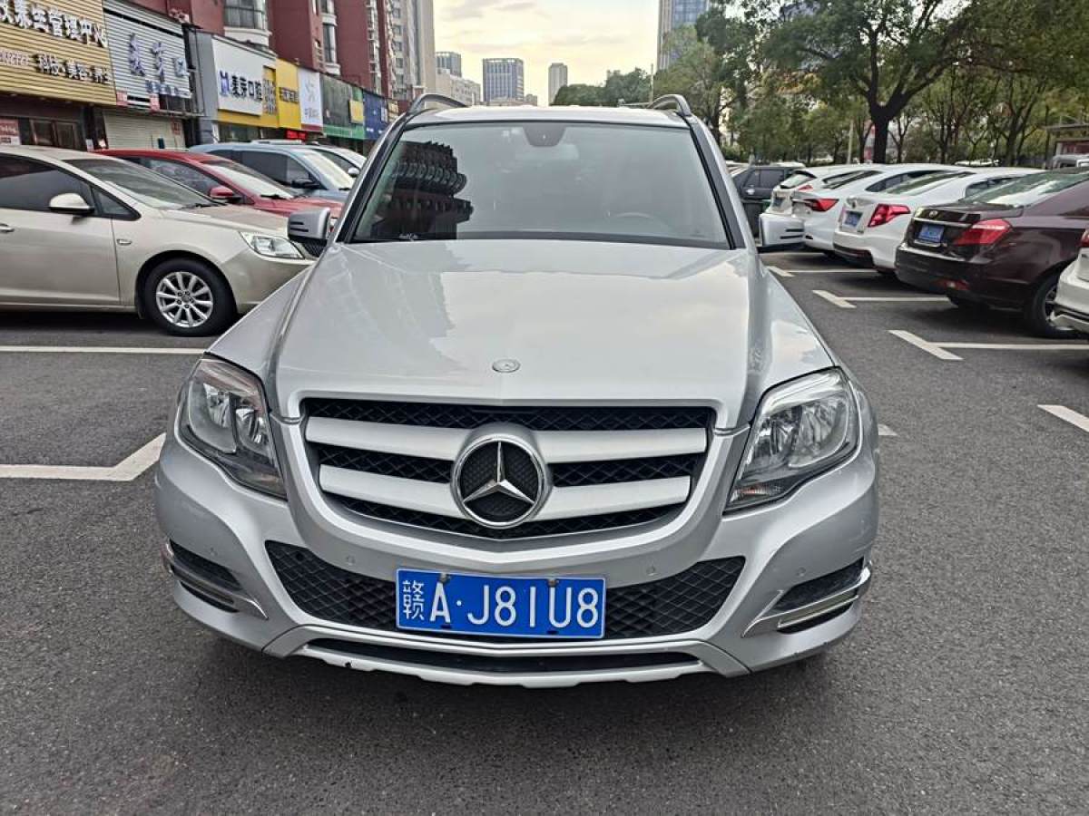 2012年12月奔馳 奔馳GLK級(jí)  2013款 GLK 300 4MATIC 動(dòng)感型