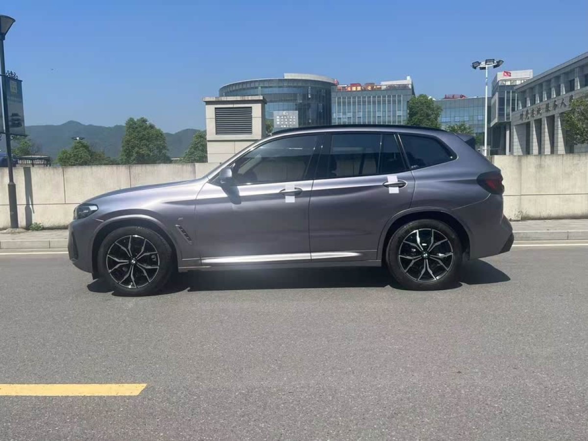 寶馬 寶馬X3  2022款 xDrive25i M運(yùn)動(dòng)套裝圖片