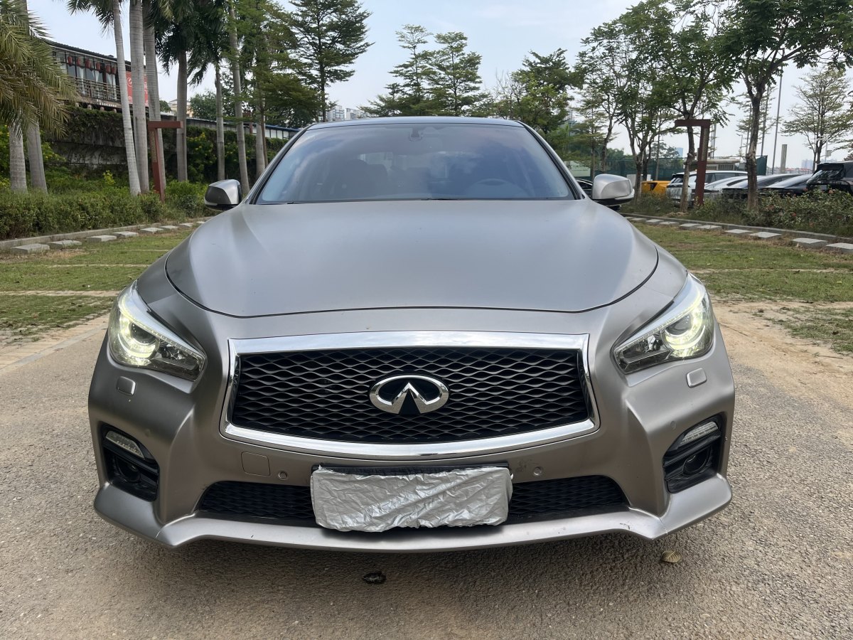 英菲尼迪 Q50L  2015款 2.0T 運(yùn)動(dòng)版圖片