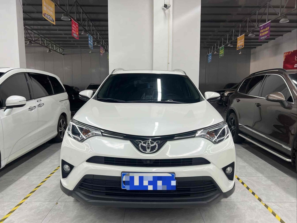 2019年6月豐田 RAV4  2018款 榮放 2.0L CVT兩驅(qū)風(fēng)尚版