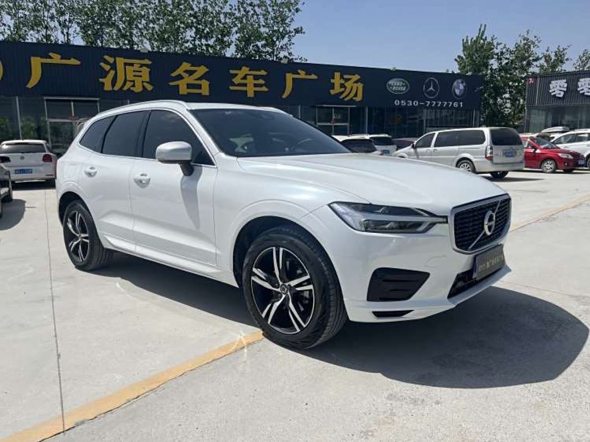 沃爾沃 XC60  2019款 T5 四驅(qū)智遠(yuǎn)運(yùn)動(dòng)版 國(guó)VI圖片