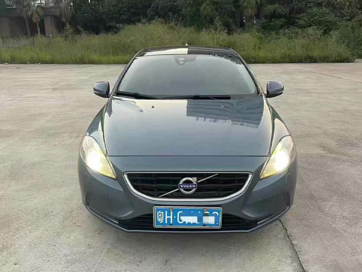 沃爾沃 V40  2013款 2.0T 智尚版圖片