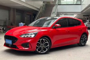 ?？怂?福特 兩廂 EcoBoost 180 自動(dòng)ST Line