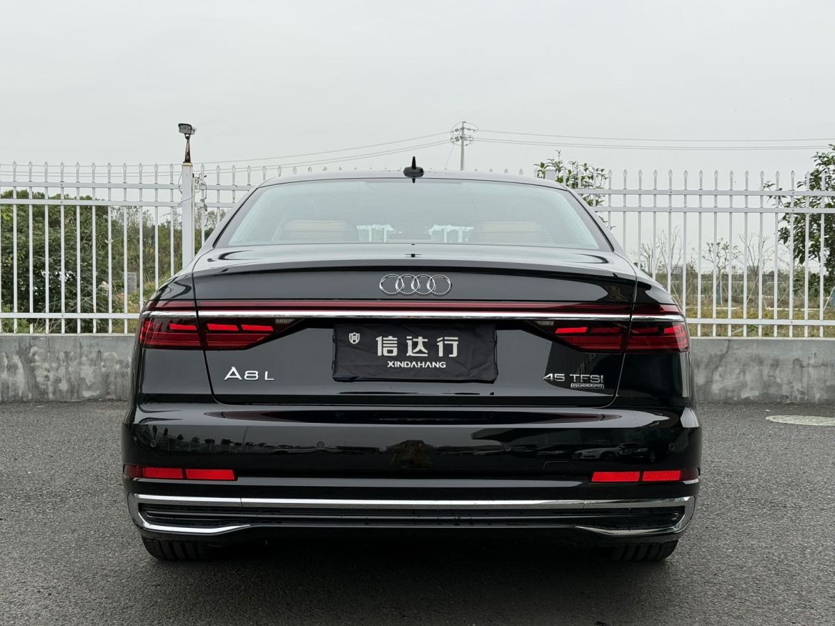 奧迪 奧迪A8  2025款 A8L 45 TFSI quattro 豪華型圖片