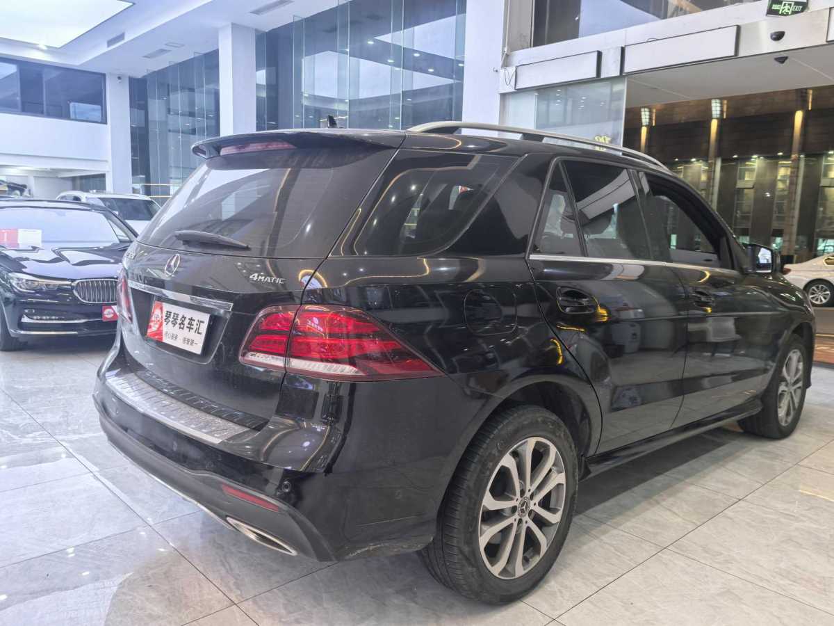 奔馳 奔馳GLE  2016款 GLE 320 4MATIC 動(dòng)感型圖片