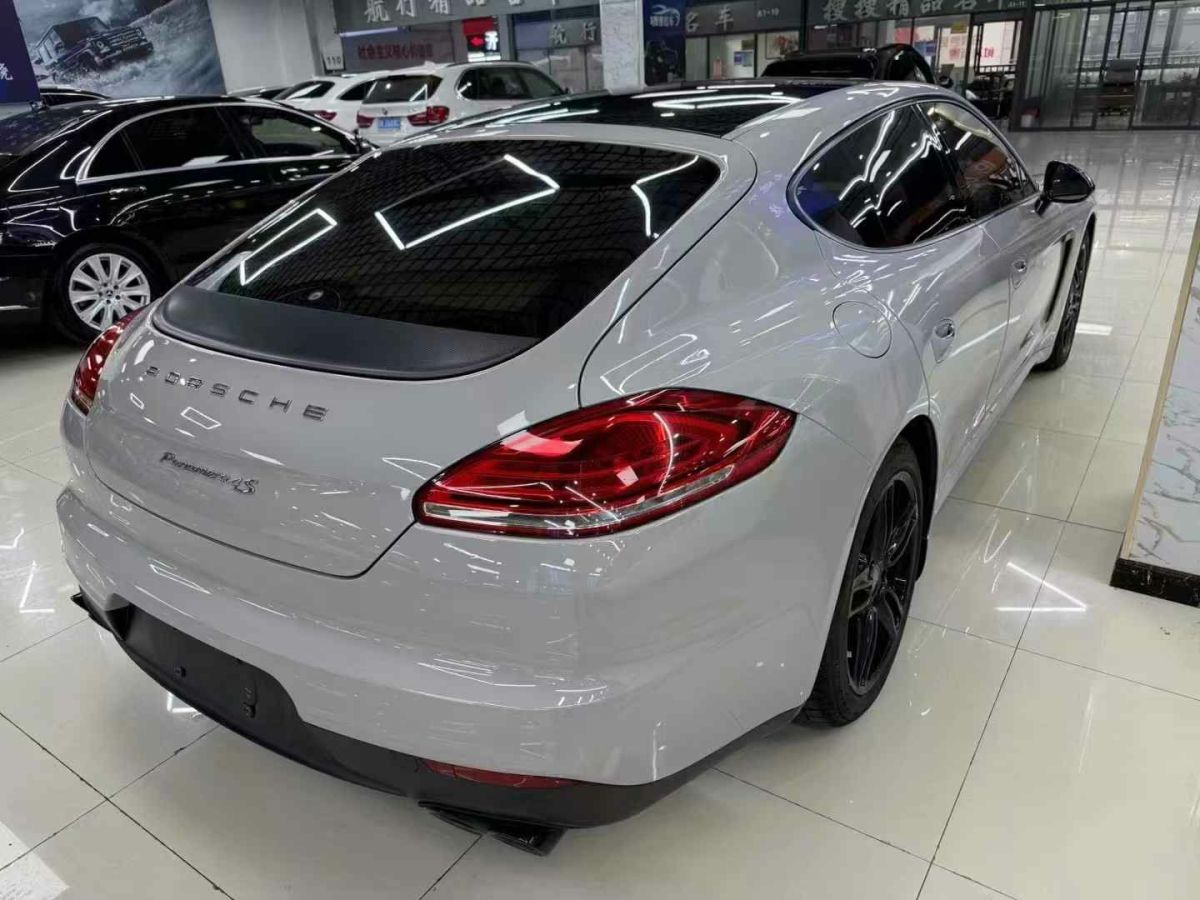 保時(shí)捷 Panamera  2014款 Panamera Turbo S Executive [ Turbo S Executive 4.8T圖片