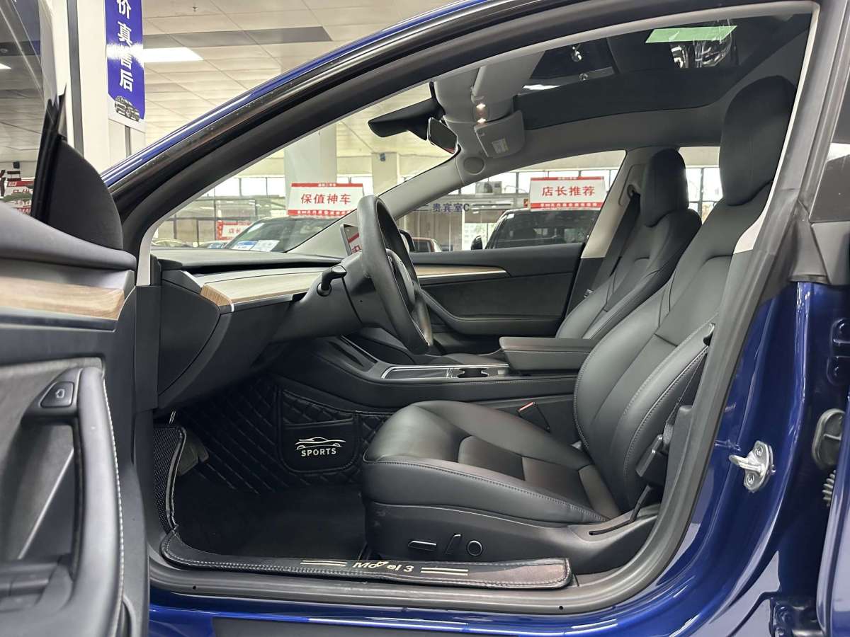 特斯拉 Model Y  2022款 后輪驅(qū)動版圖片