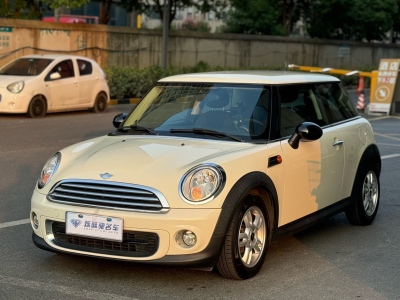 2013年12月 MINI MINI 1.6L ONE图片