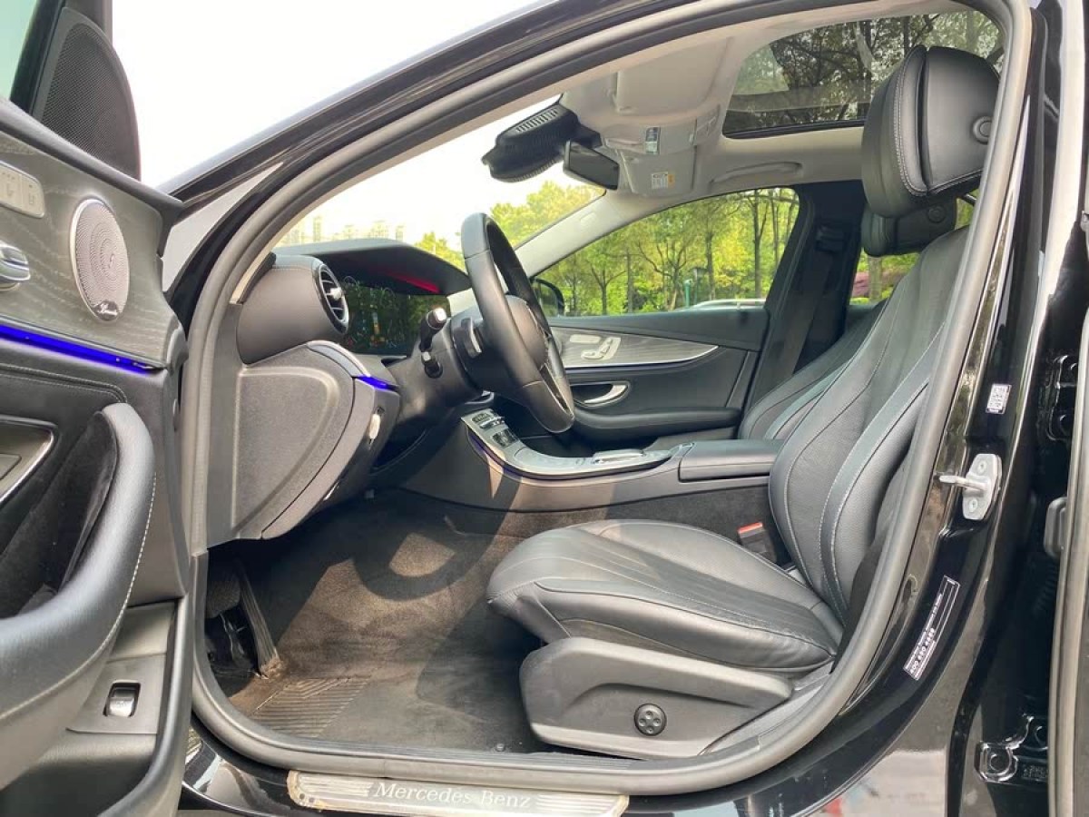 奔馳 奔馳E級(jí)  2022款 改款 E 300 L 豪華型圖片