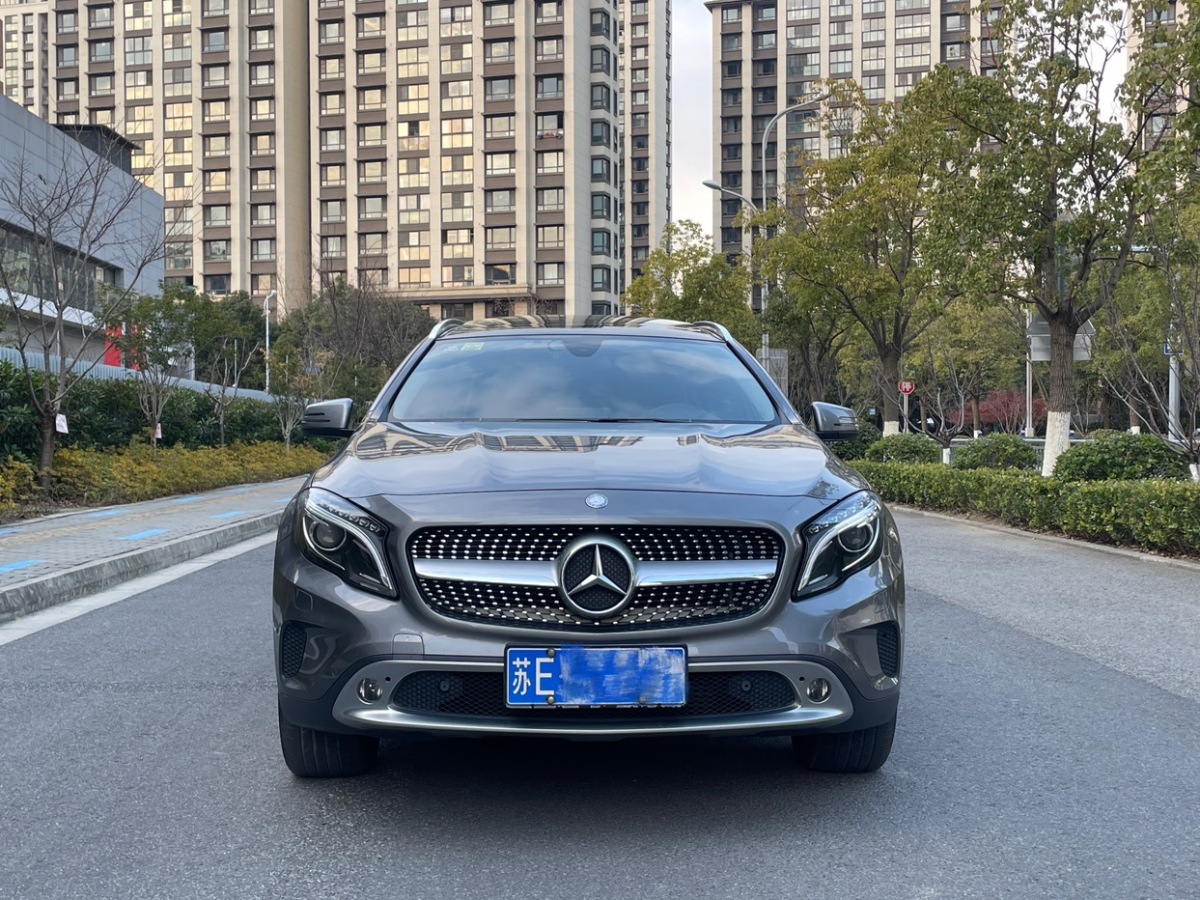 奔馳 奔馳GLA  2016款 GLA 220 4MATIC 時(shí)尚型圖片