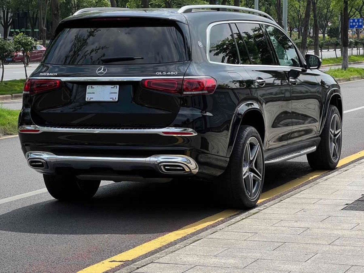 奔馳 奔馳GLS  2023款 改款 GLS 450 4MATIC 豪華型圖片