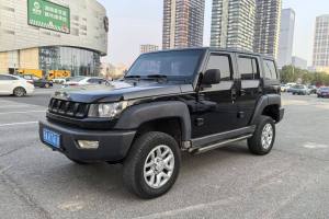 BJ40 北京 40L 2.3T 自动四驱环塔冠军版