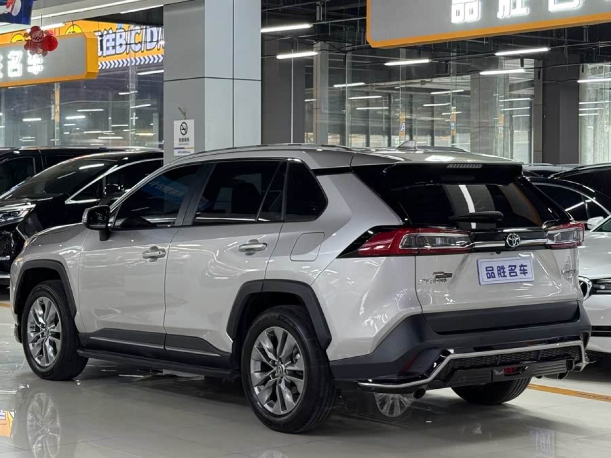 豐田 威蘭達(dá)  2022款 2.0L CVT四驅(qū)豪華版圖片
