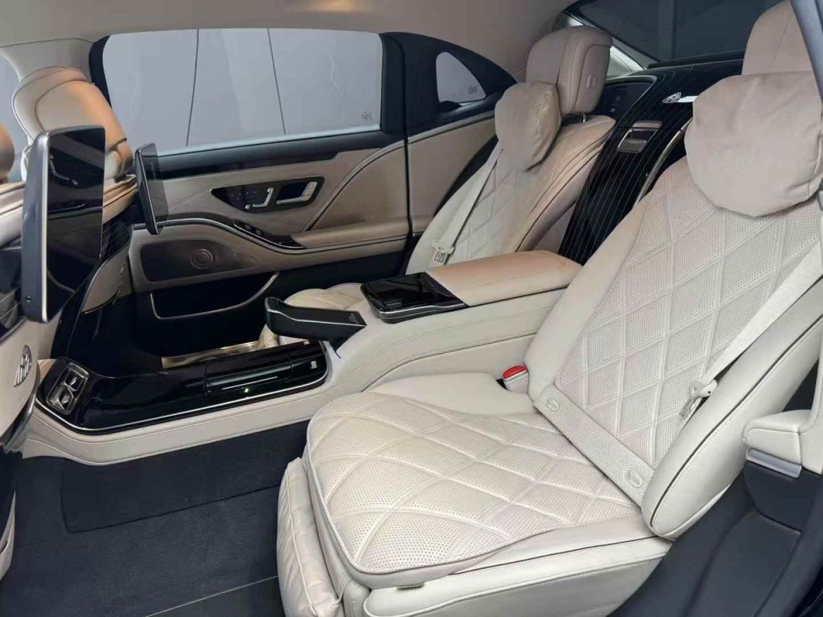 金冠 金冠奔馳V-Class  2023款 2.0T 巴赫圖片