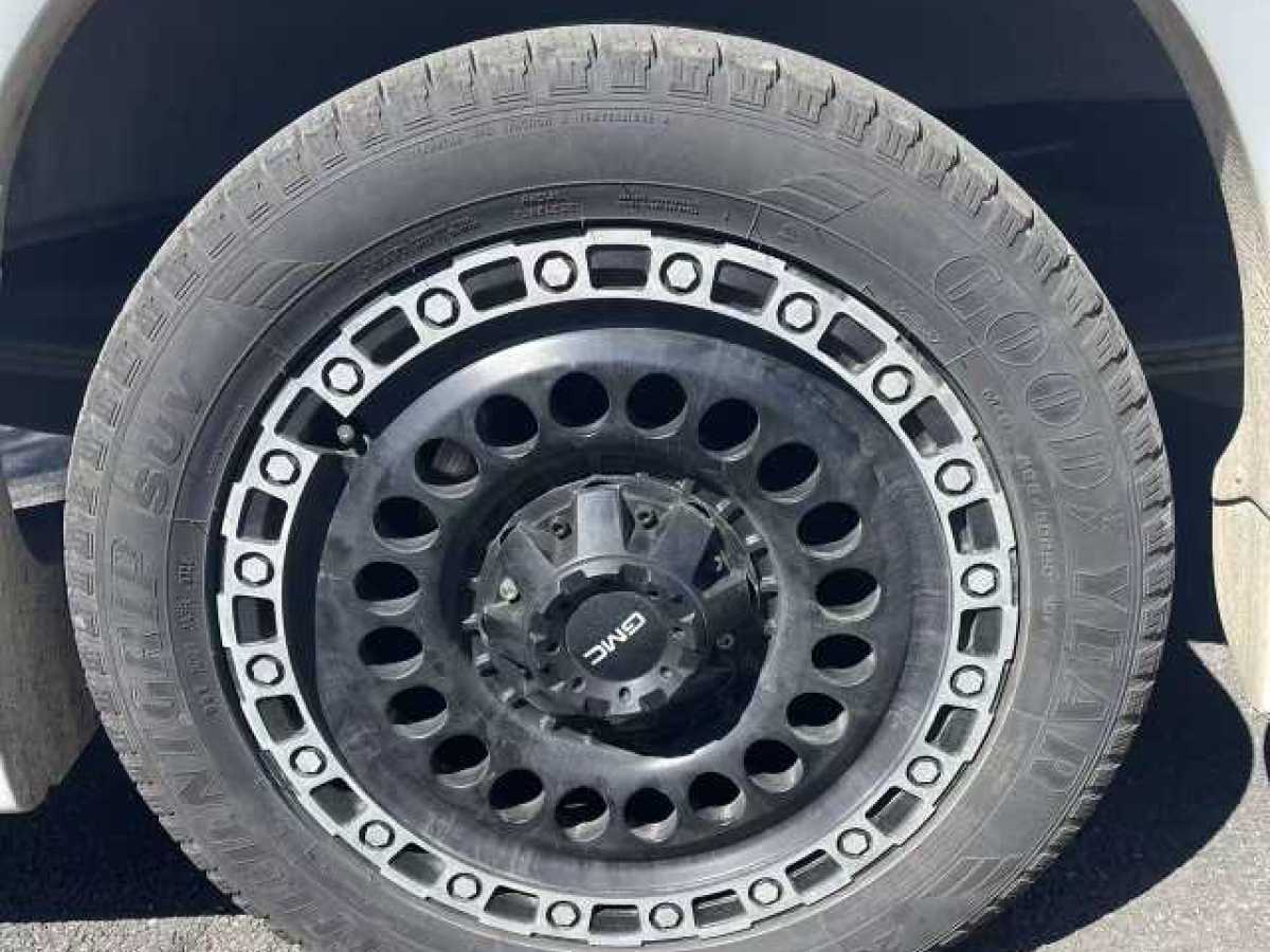 GMC SAVANA  2012款 6.0L 領袖級經(jīng)典版圖片