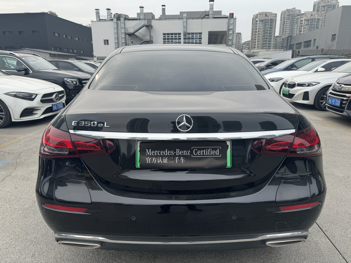 奔馳 奔馳E級(jí)新能源  2021款 E 350 e L 插電式混合動(dòng)力轎車(chē)圖片