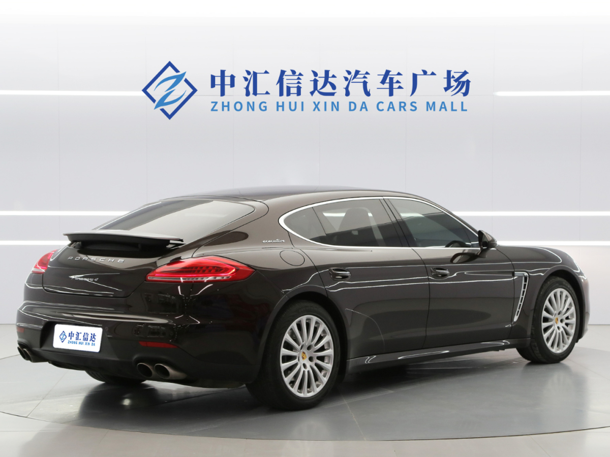 保時(shí)捷 Panamera  2016款 Panamera 4 Executive Edition 3.0T圖片