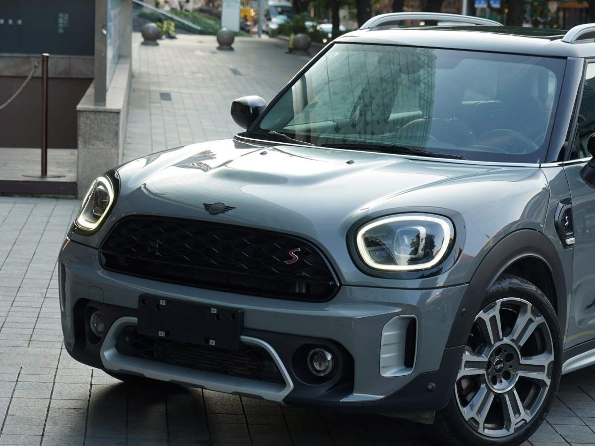 MINI COUNTRYMAN  2023款 改款 2.0T COOPER S ALL4 鑒賞家圖片