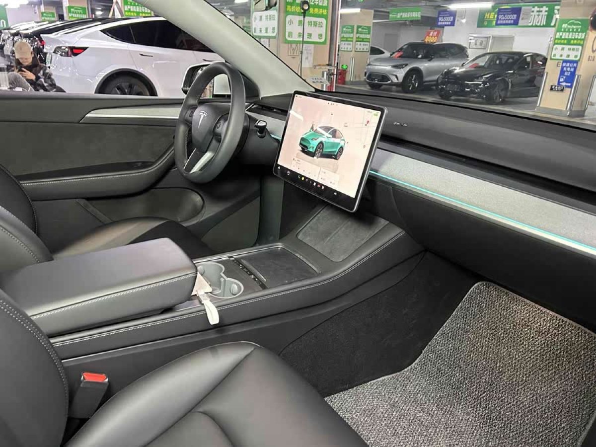 特斯拉 Model Y  2023款 后輪驅(qū)動版圖片