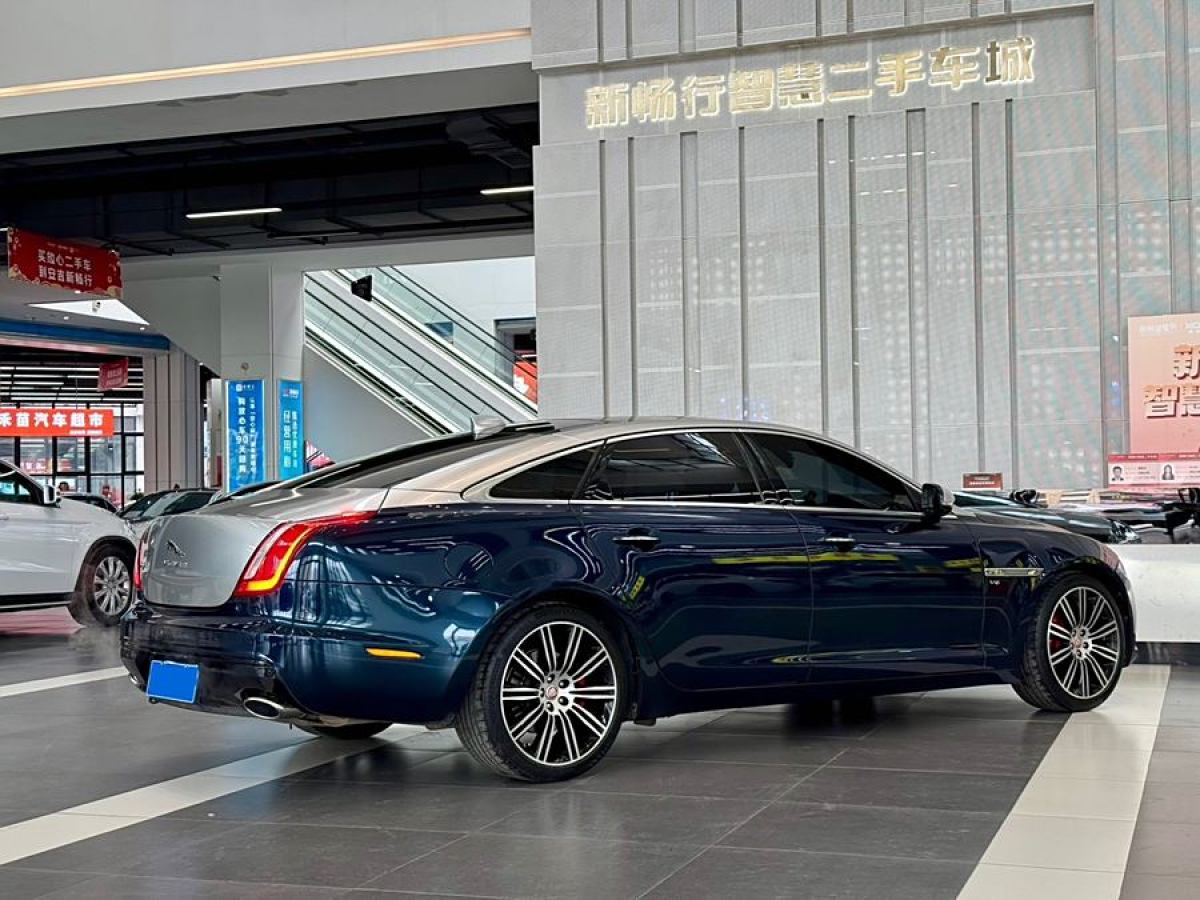 捷豹 XJ  2016款 XJL 2.0T 兩驅(qū)典雅商務(wù)版圖片