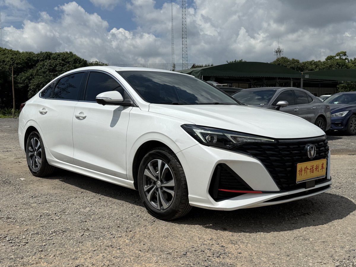 長安 逸動  2023款 暢享版 PLUS 藍(lán)鯨NE 1.4T GDI DCT尊貴版圖片