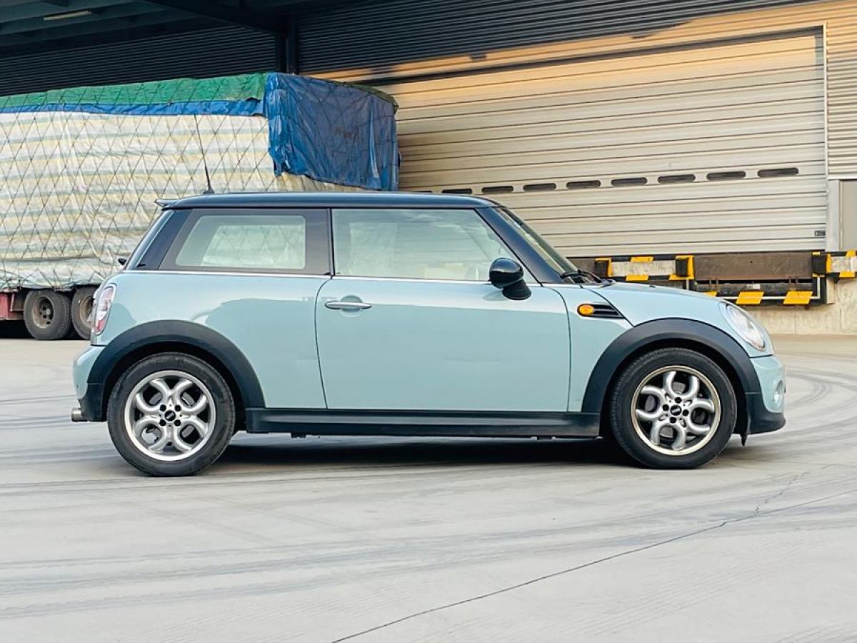 MINI MINI  2012款 1.6L COOPER Baker Street圖片