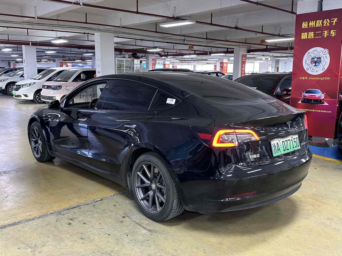 特斯拉 Model 3  2019款 標(biāo)準(zhǔn)續(xù)航后驅(qū)升級(jí)版圖片