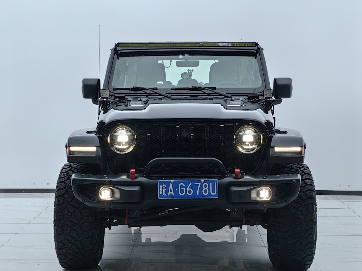 Jeep 牧馬人  2019款 2.0T Sahara 四門版 國VI圖片