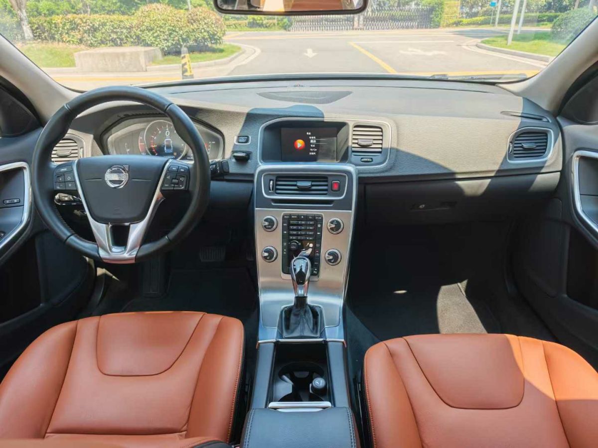 沃爾沃 S60  2015款 L 2.0T T5 智越版圖片