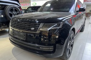 攬勝 路虎 3.0 L6 400PS 盛世加長(zhǎng)版 七座