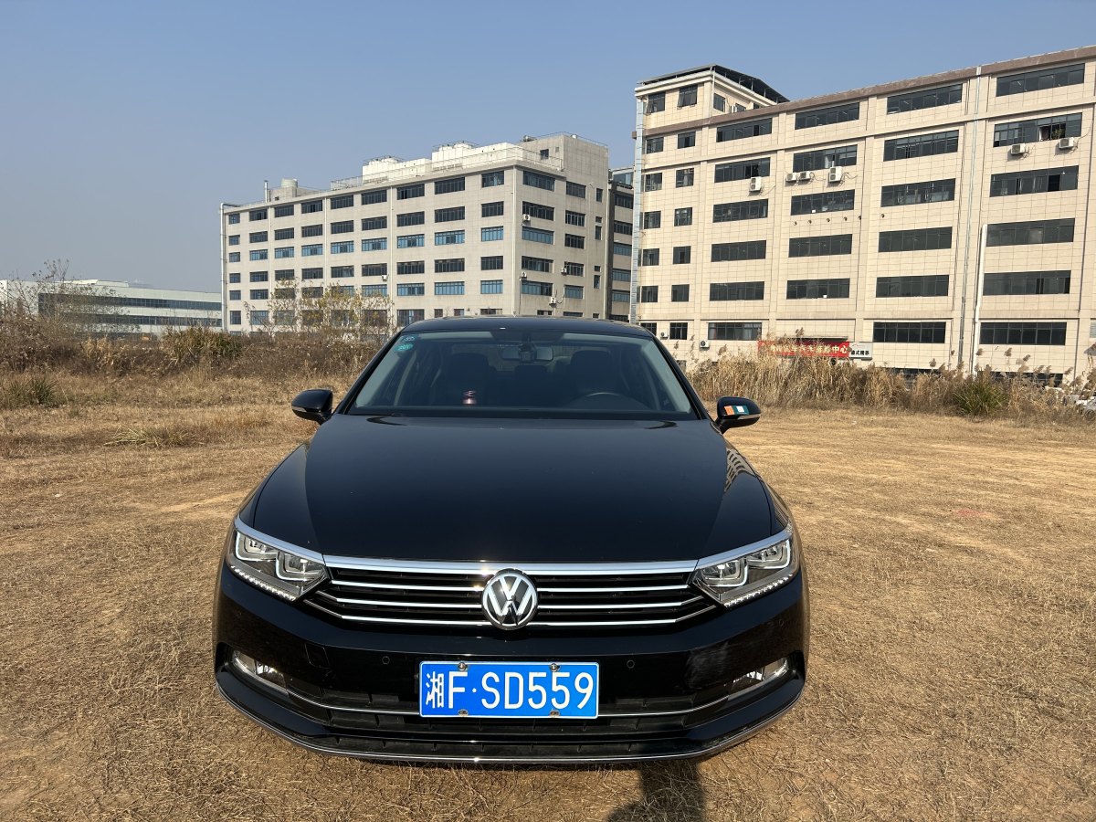 大眾 邁騰  2019款  330TSI DSG 領(lǐng)先型 國(guó)VI圖片