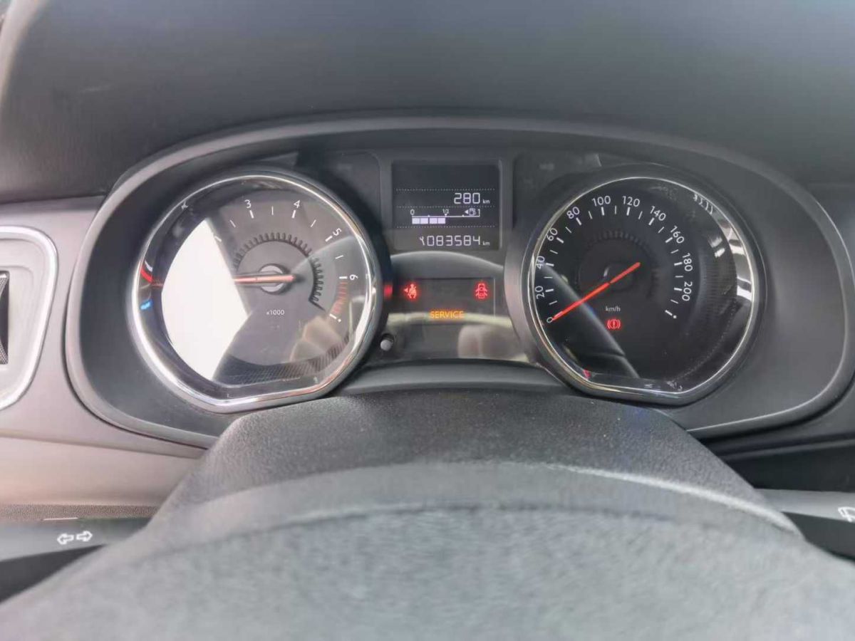 雪鐵龍 C3-XR  2015款 1.6L 手動時尚型圖片