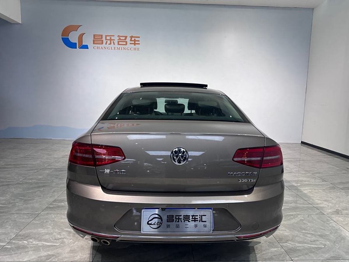 大眾 邁騰  2018款 330TSI DSG 領(lǐng)先型圖片