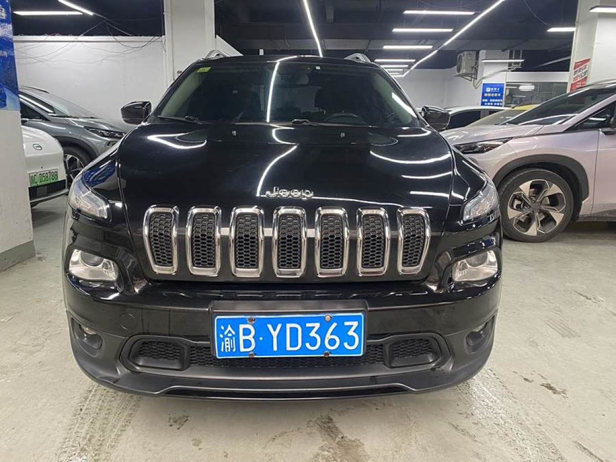 Jeep 自由光  2014款 2.4L 都市版圖片