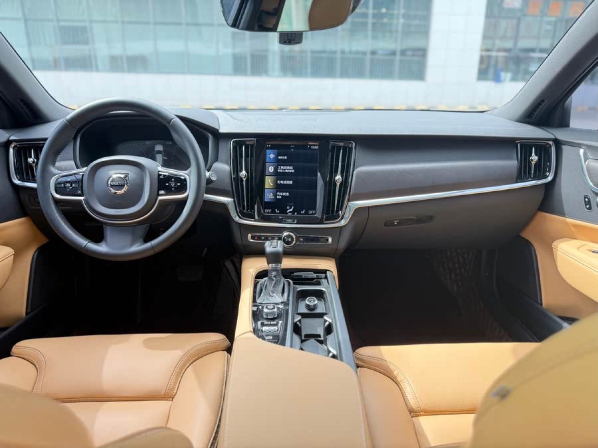 沃爾沃 V90  2017款 Cross Country T5 AWD 智遠(yuǎn)版圖片