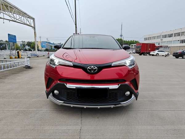 丰田 C-HR  2018款 2.0L 酷越领先天窗版 国V