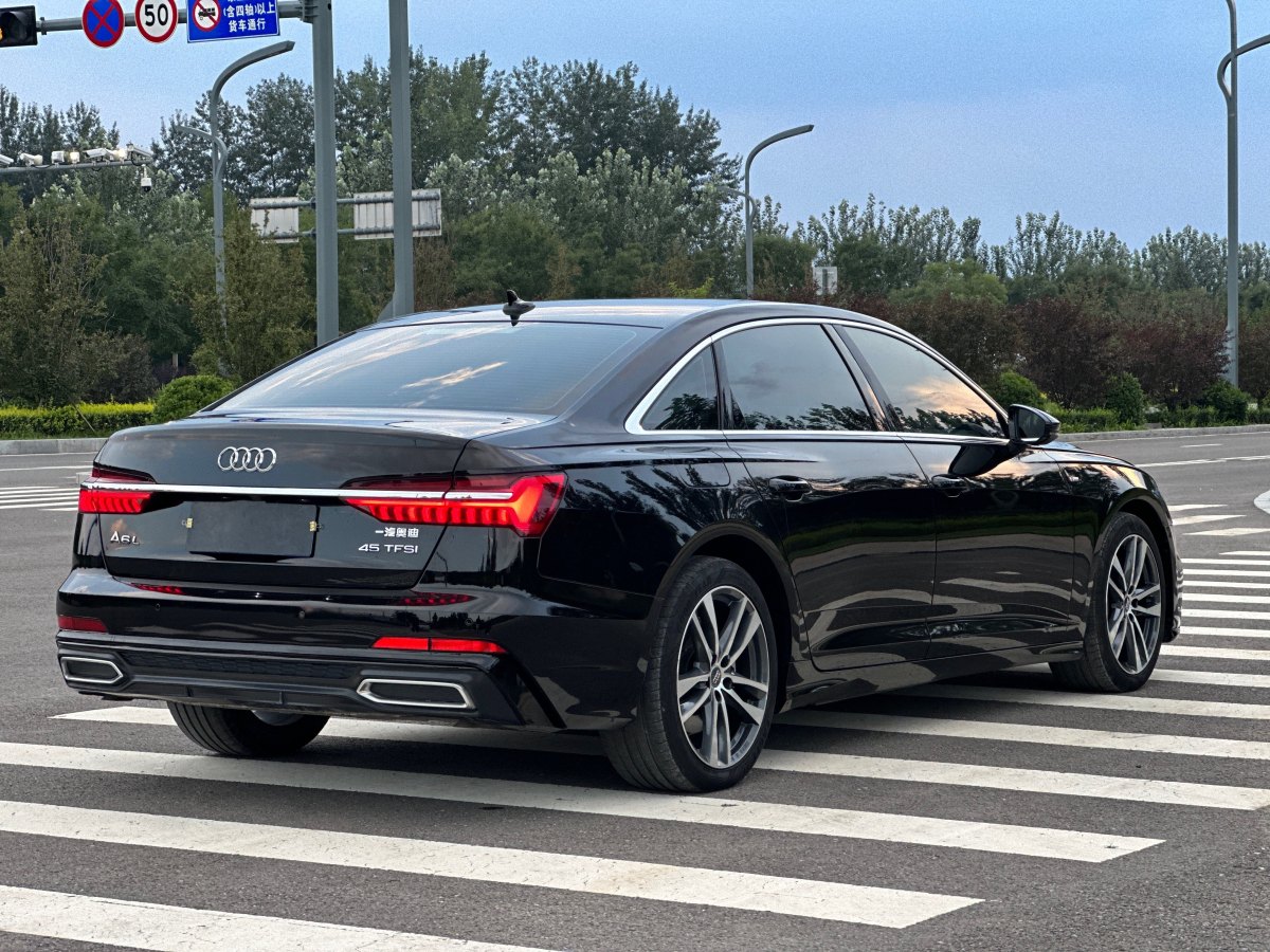 奧迪 奧迪A6L  2022款 40 TFSI 豪華動感型圖片