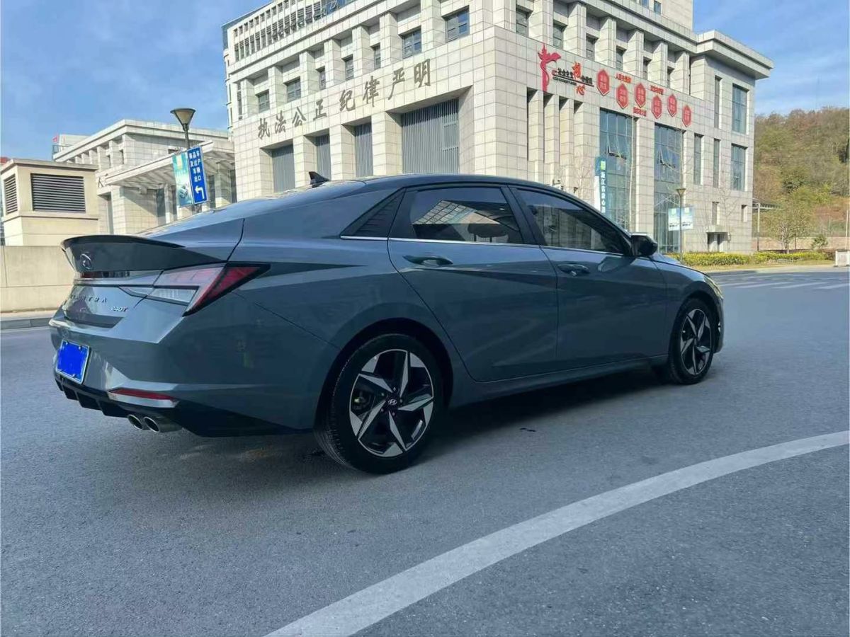 現(xiàn)代 伊蘭特  2022款 1.5L CVT 20周年紀念款圖片