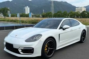 911 保時(shí)捷 Turbo S 3.8T 保時(shí)捷中國20周年紀(jì)念版