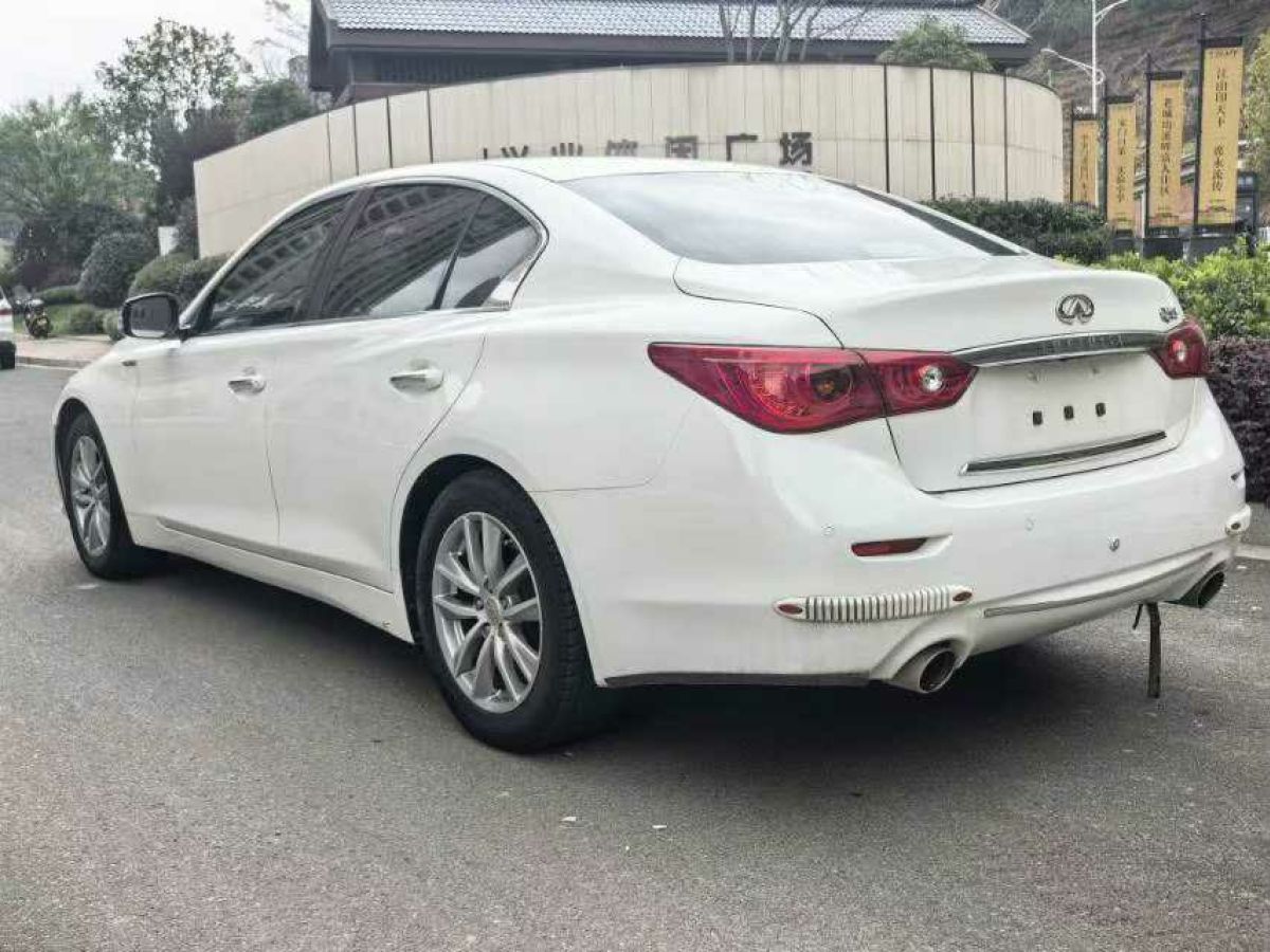 英菲尼迪 Q50  2014款 3.7L 豪華版圖片