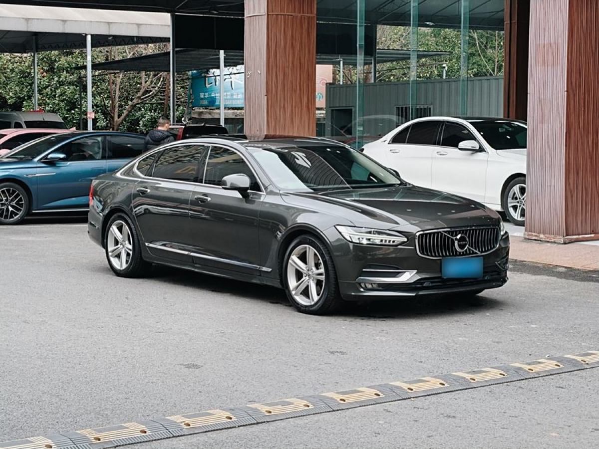 沃爾沃 S90  2019款 T5 智逸版圖片