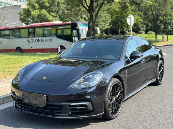 保时捷 Panamera  2019款 Panamera 4 行政加长版 2.9T