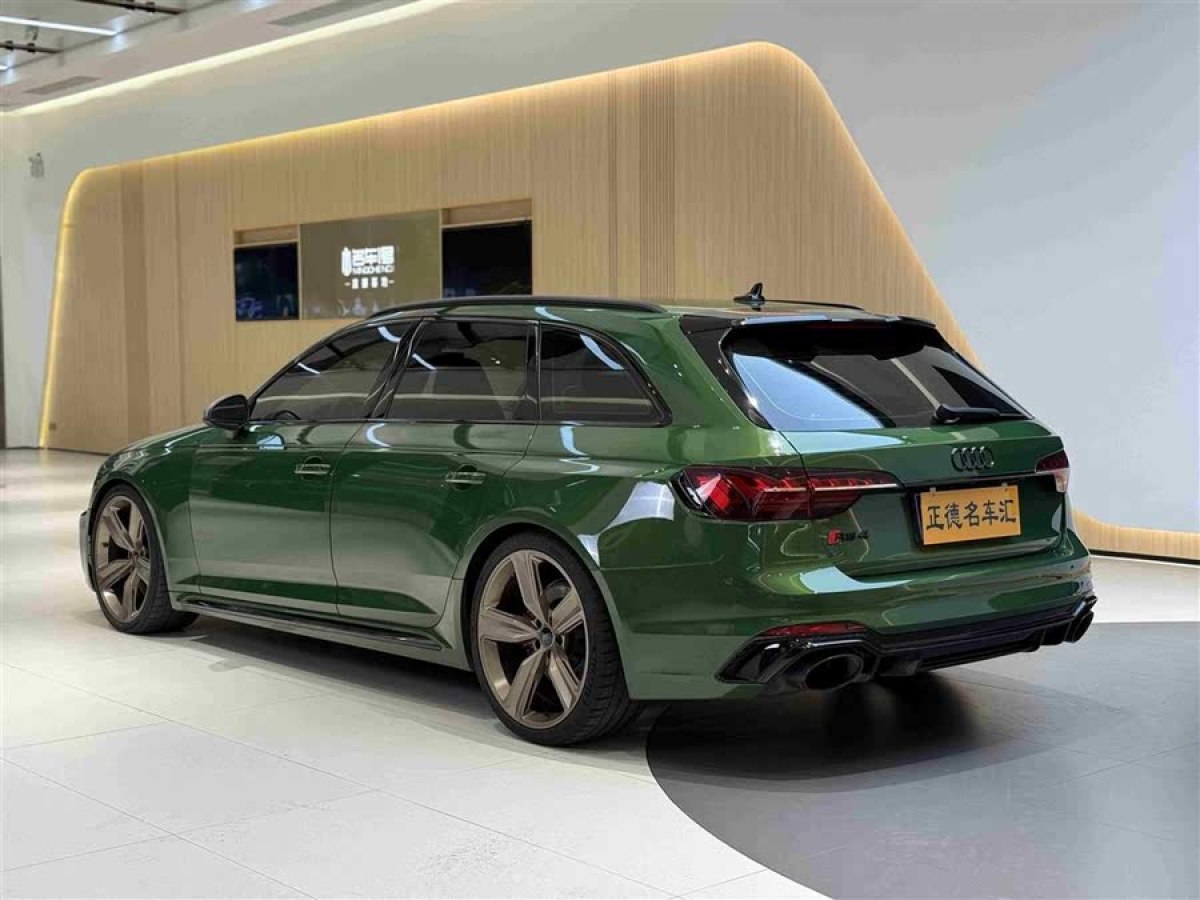 奧迪 奧迪RS 4  2021款 RS4 Avant 暗金版圖片